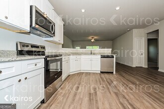 7000 Pinehurst Way N in Macon, GA - Building Photo - Building Photo