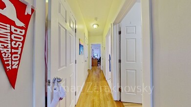 1950 Beacon St in Boston, MA - Building Photo - Building Photo