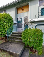 1214 S Geiger St in Tacoma, WA - Building Photo - Building Photo
