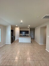 5902 Amelia Earhart Blvd in Killeen, TX - Building Photo - Building Photo