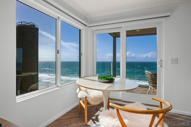 239 S Helix Ave in Solana Beach, CA - Building Photo - Building Photo