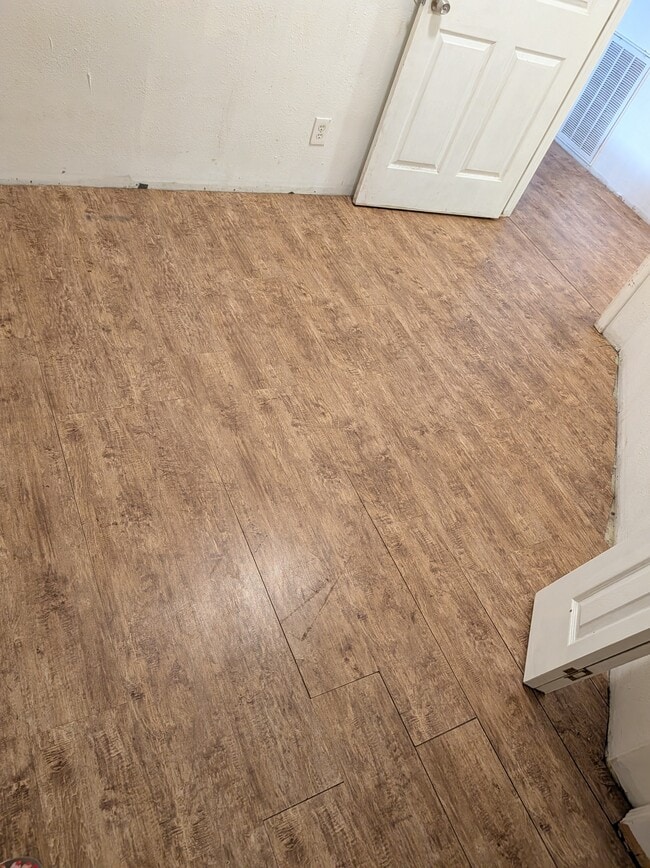 805 E Avenue C in Valley Mills, TX - Building Photo - Building Photo