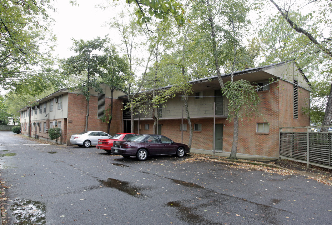 Bloom Gardens in Memphis, TN - Building Photo