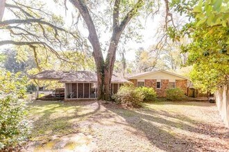 902 Maplewood Ave in Tallahassee, FL - Building Photo - Building Photo