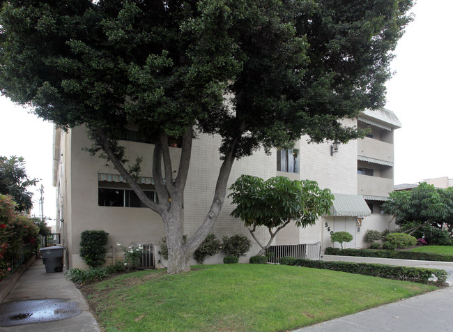 Glenwood Apartments in Glendale, CA - Building Photo - Building Photo