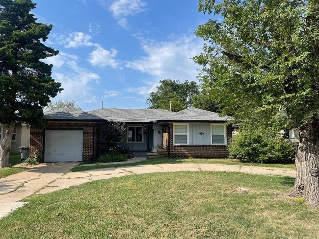 property at 2415 W Britton Rd