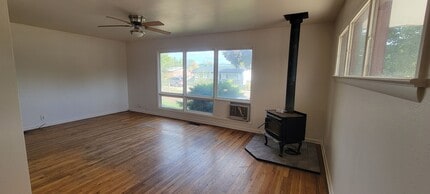 115 Gumaer Ave in Florence, CO - Building Photo - Building Photo