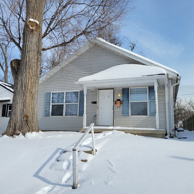 property at 2721 Adams St