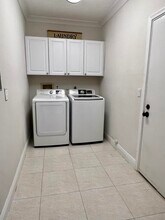 1905 Canterbury Cir in Wellington, FL - Building Photo - Building Photo