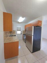 2580 NW 139th St in Opa Locka, FL - Building Photo - Building Photo