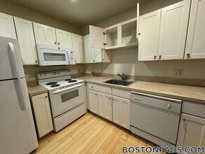 40 Boylston St, Unit 306 in Boston, MA - Building Photo - Building Photo
