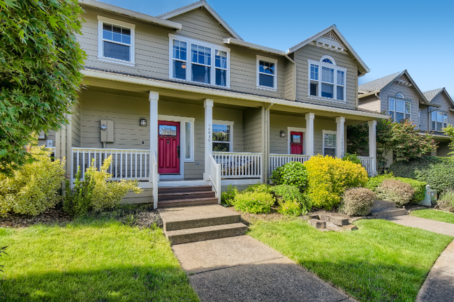 14230 Brittany Terrace in Oregon City, OR - Building Photo - Building Photo