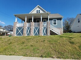 412 Lambuth Blvd in Jackson, TN - Building Photo