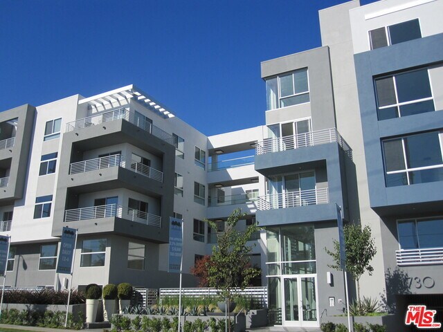 1730 Sawtelle Blvd-Unit -PH12 in Los Angeles, CA - Building Photo
