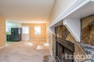 2914 Sagemont Pl in Snellville, GA - Foto de edificio - Building Photo