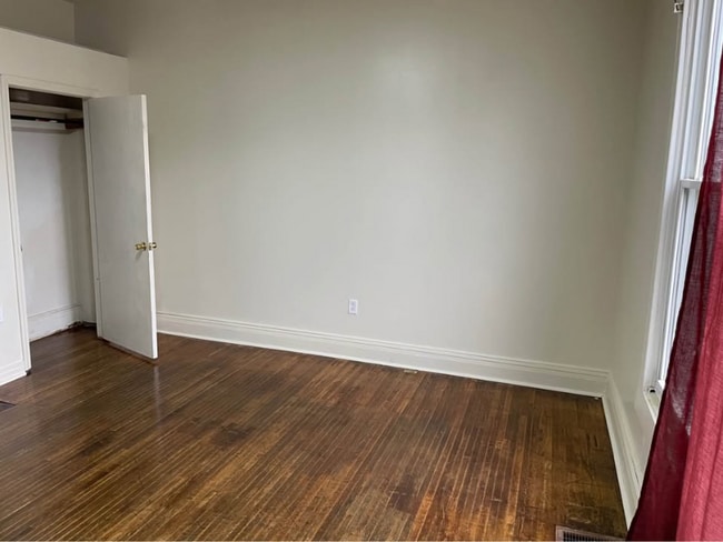 727 E Main St in Chillicothe, OH - Foto de edificio - Building Photo