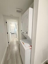 1415 W 35th Pl in Los Angeles, CA - Foto de edificio - Building Photo
