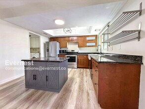 2810 E Clarendon Ave in Phoenix, AZ - Building Photo - Building Photo