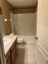 12906 Trade Port Pl in Riverview, FL - Foto de edificio - Building Photo