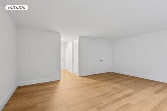 501 E 87th St in New York, NY - Building Photo - Building Photo