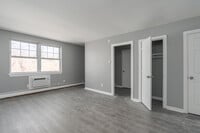 Penn Lee Court photo'