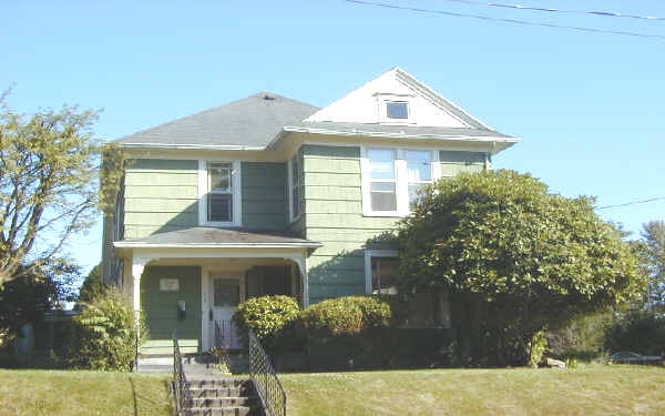 53 Cedar Ave in Snohomish, WA - Foto de edificio