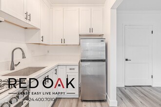 4203 11th Ave in Los Angeles, CA - Foto de edificio - Building Photo