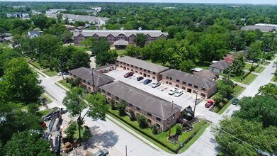 Monterrey Vista in Houston, TX - Building Photo - Building Photo