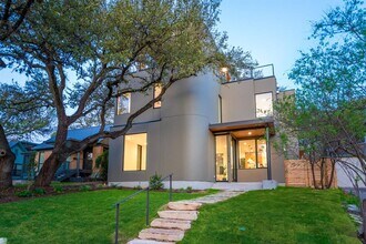 1505 Alameda Dr in Austin, TX - Building Photo - Building Photo
