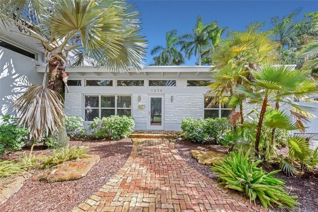 property at 1314 SW 20th St