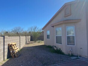 3254 S Kennedy Park Hills Pl in Tucson, AZ - Foto de edificio - Building Photo
