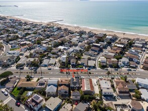 2053 Pierpont Blvd in Ventura, CA - Building Photo - Building Photo