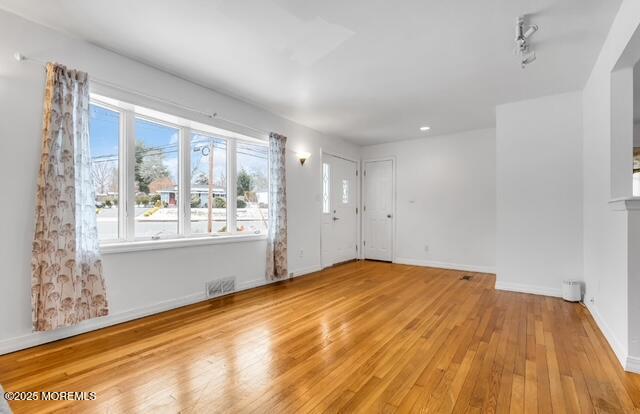 39 Melrose Terrace in Middletown, NJ - Building Photo - Building Photo