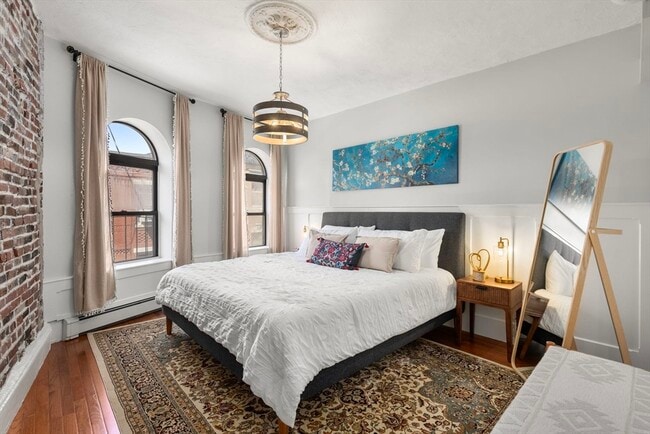 property at 165 Salem St