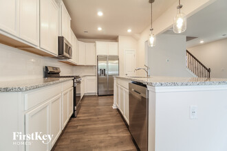312 Ashborne Ln in Simpsonville, SC - Foto de edificio - Building Photo