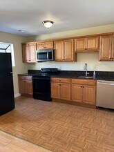 285 Merrimac Trl, Unit 35 in Williamsburg, VA - Building Photo - Building Photo