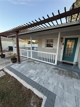 15204 Monet Dr in Tampa, FL - Building Photo - Building Photo