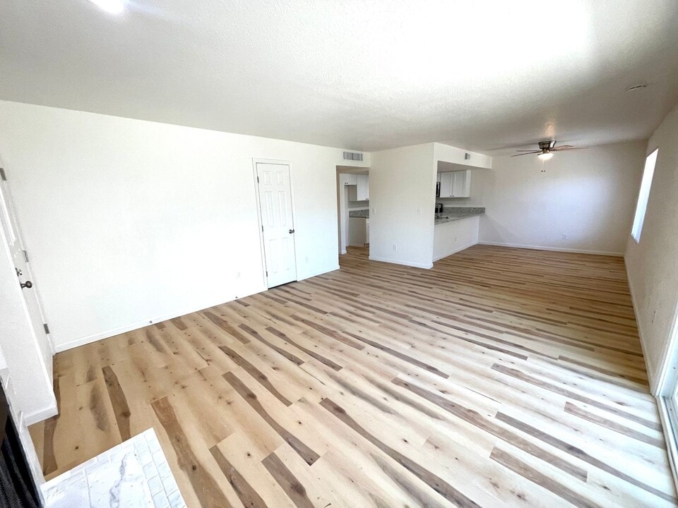 1800 Club House Dr in Bullhead City, AZ - Foto de edificio