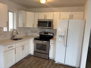 958 W 3rd St, Unit 3 in Riviera Beach, FL - Building Photo - Building Photo