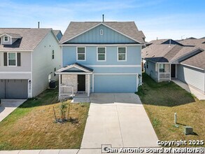 8842 Barrow Path in Converse, TX - Building Photo - Building Photo