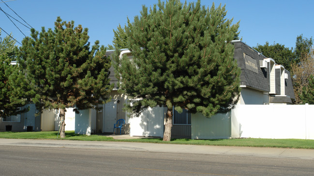 Morris Hill Townhomes in Boise, ID - Building Photo - Building Photo