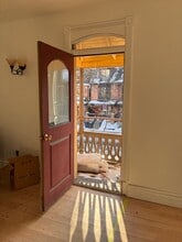 561 Parliament St in Toronto, ON - Building Photo - Building Photo