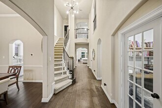 5527 Mangrove Creek Ln in Sugar Land, TX - Building Photo - Building Photo