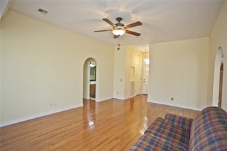 304 Old Forge Dr in Bentonville, AR - Building Photo - Building Photo