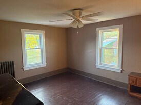 401 Loch Lomond Rd in Philipsburg, PA - Building Photo