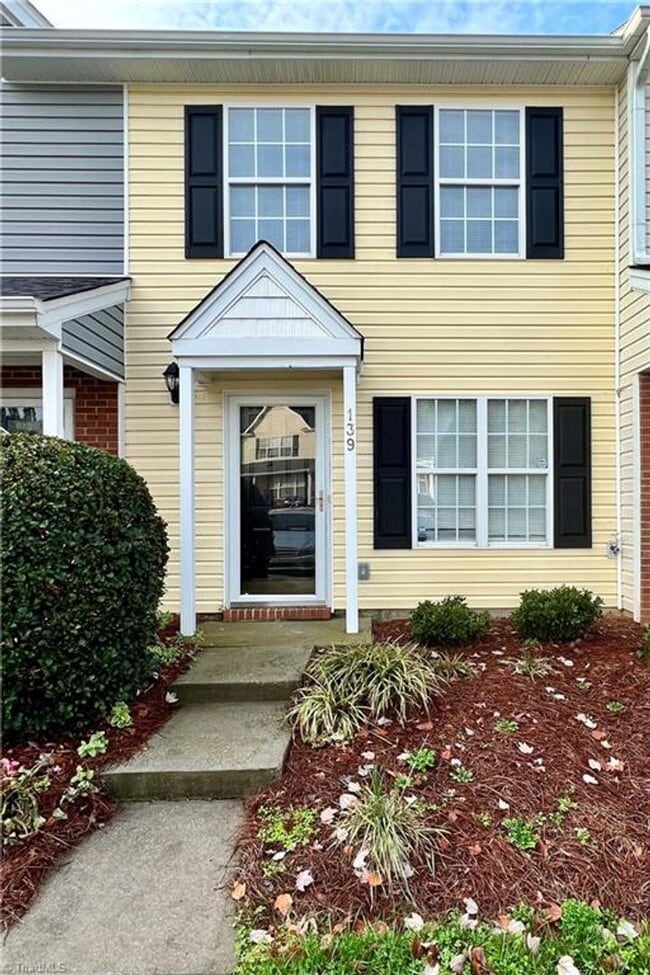 property at 139 Bridford Downs Dr