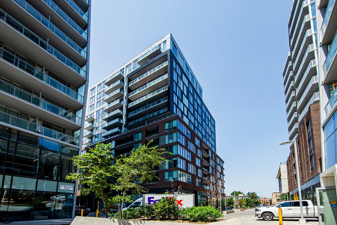 30-730 Baseball Pl in Toronto, ON - Building Photo