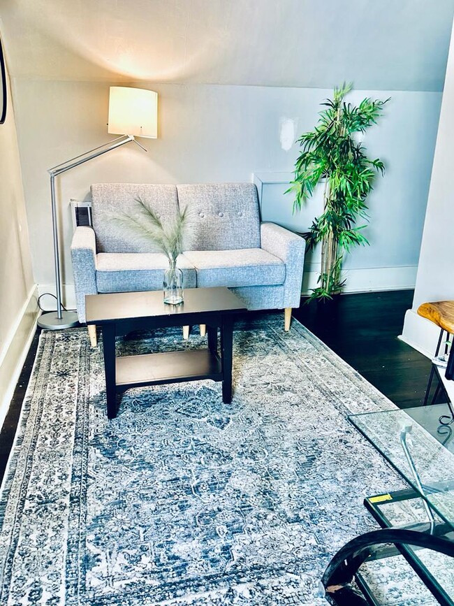 75 Sanford St, Unit 3, Unit 3