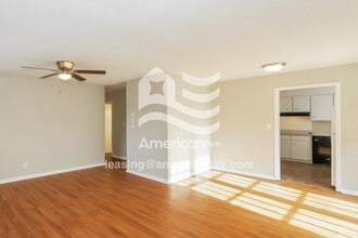 413 William Dr in Fort Valley, GA - Foto de edificio - Building Photo