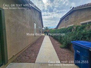 1393 E Zion Way in Chandler, AZ - Building Photo - Building Photo